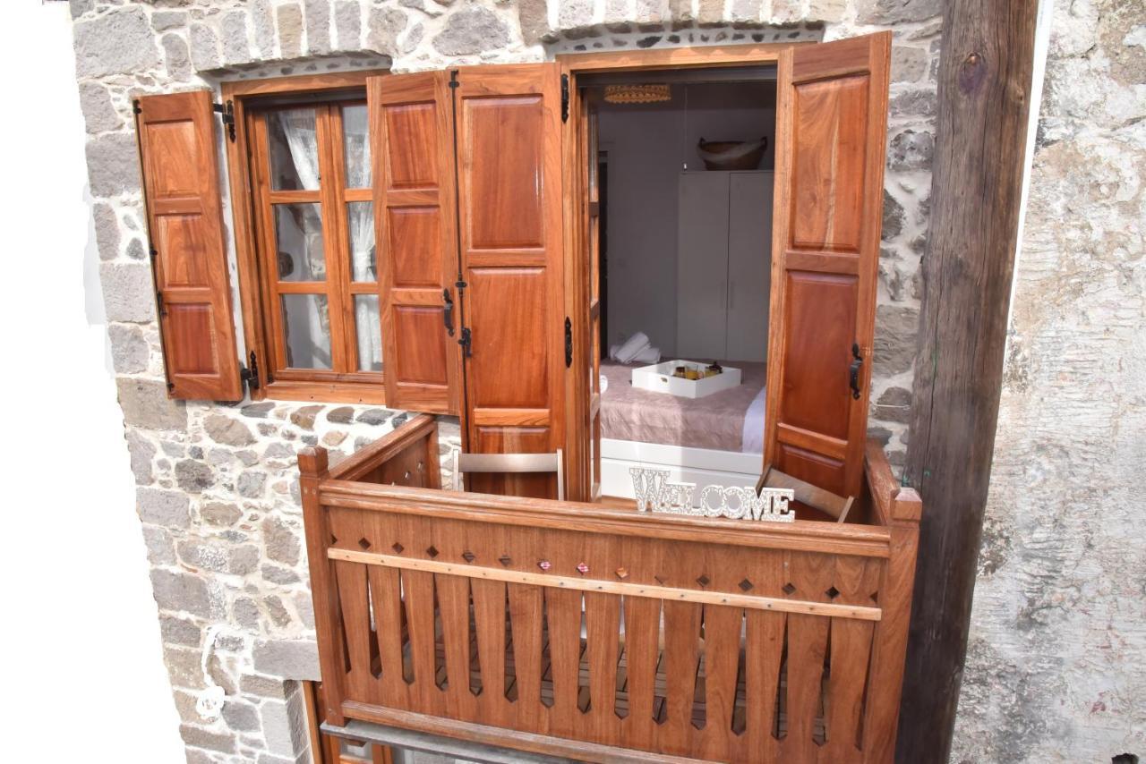 Patriko Nisyrian Guesthouse Mandraki  Exterior photo