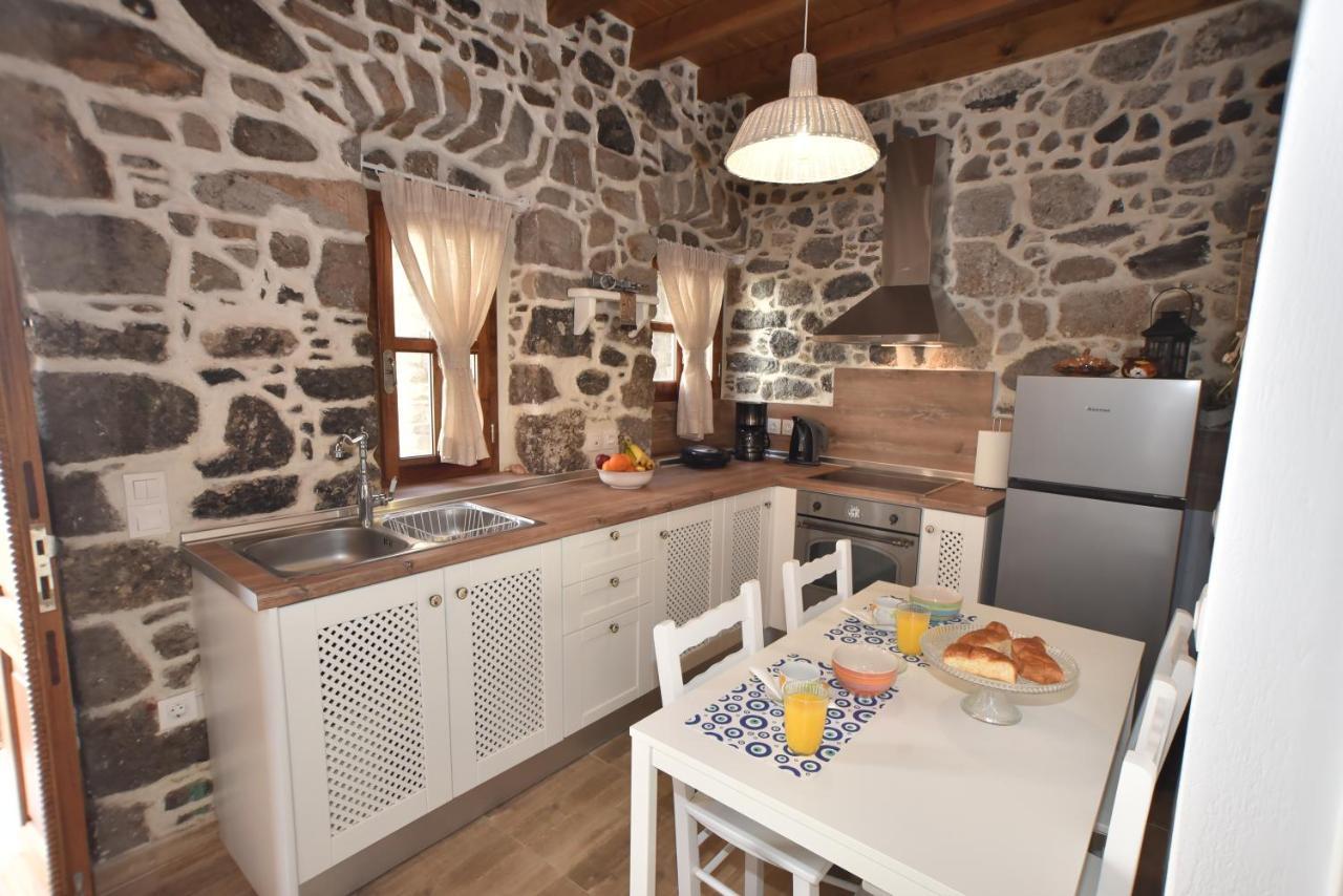 Patriko Nisyrian Guesthouse Mandraki  Exterior photo